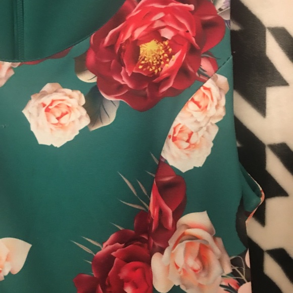 Beautiful young xsmall spring dress - Picture 4 of 5